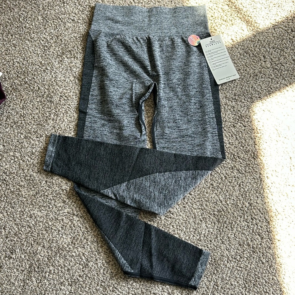 NWT Pink seamless workout tight